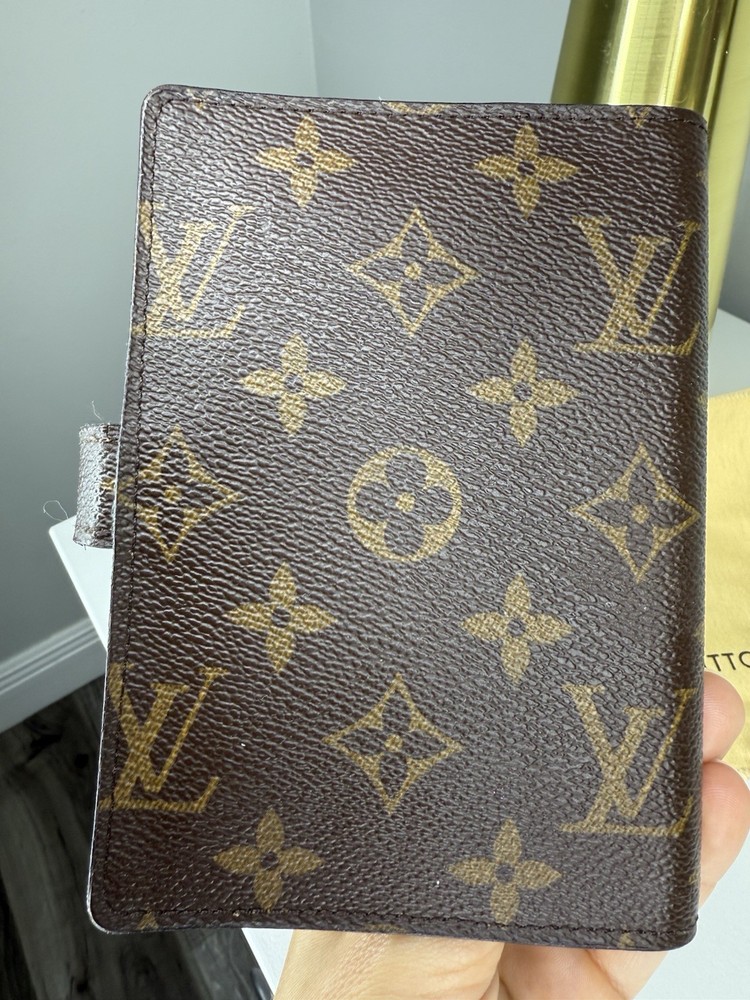 Louis Vuitton Small Ring Agenda Cover
