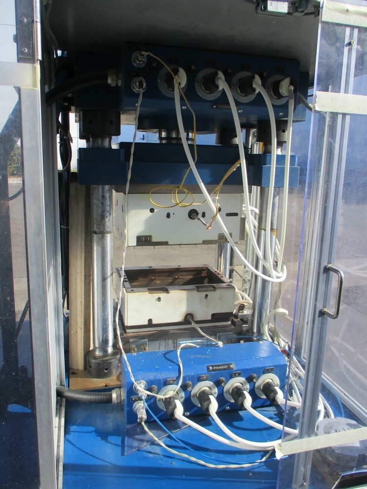 YAMADA 60 TON HYDRAULIC 4 POST HEATED PLATTEN TRANSFER PRESS