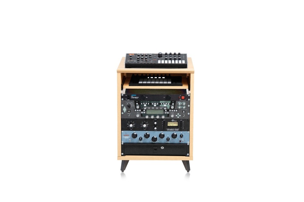 Gator Frameworks Black Elite Series 10U Studio Rack with Slide-Out Tray - Maple