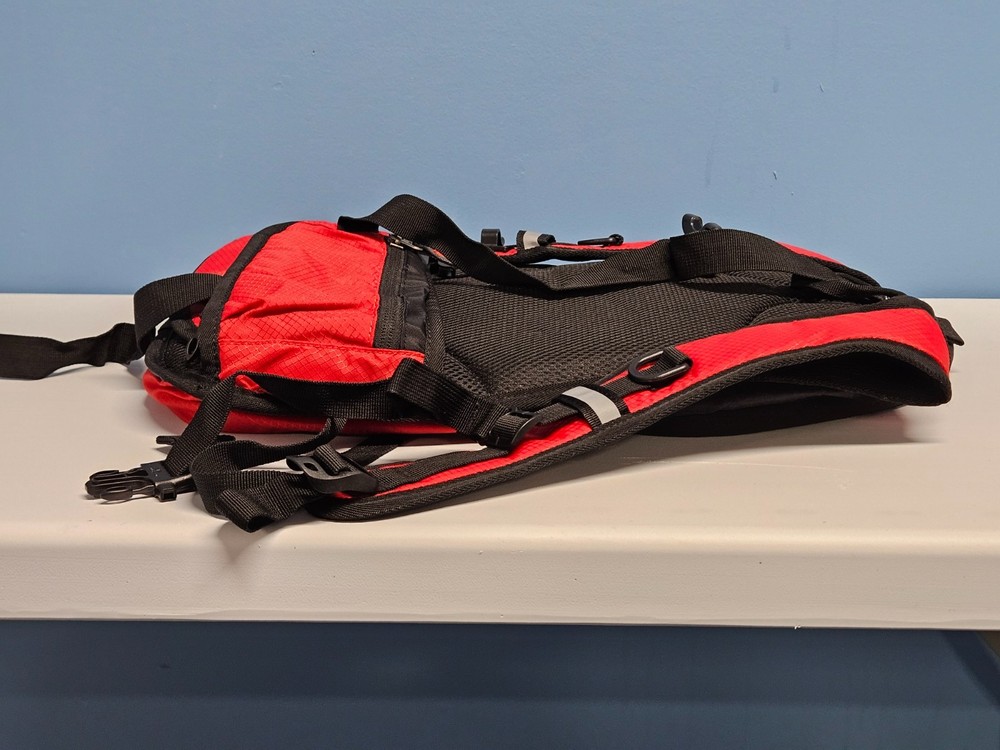 Reinos Hydration Pack Backpack Red - 3L Capacity - Preowned