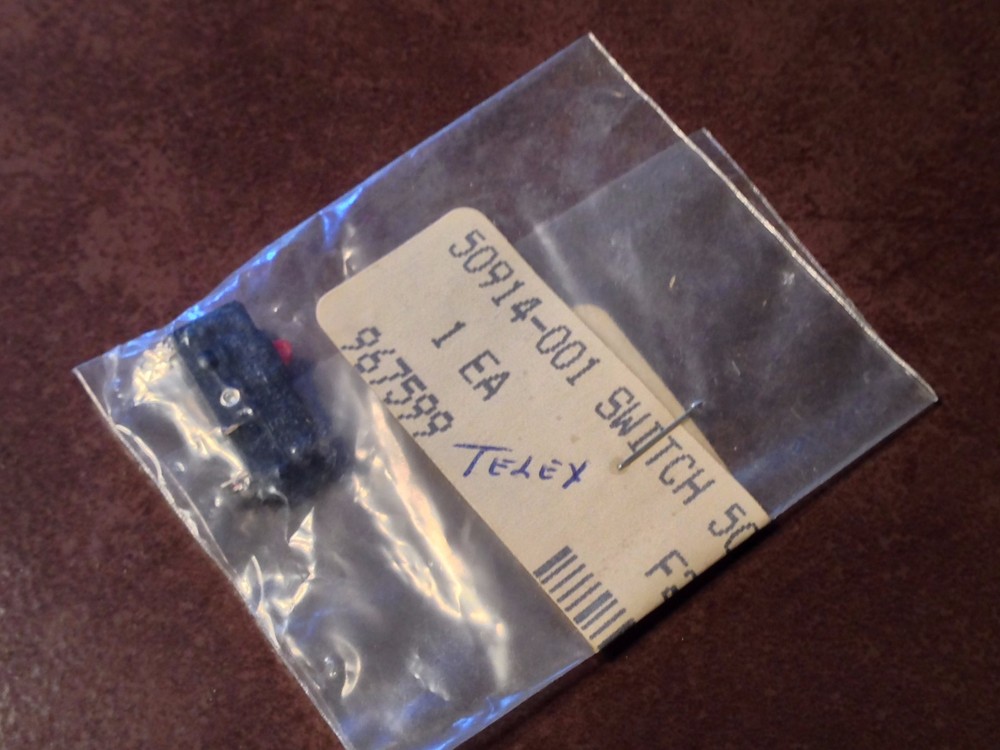 Telex 50914-001 Switch, NOS