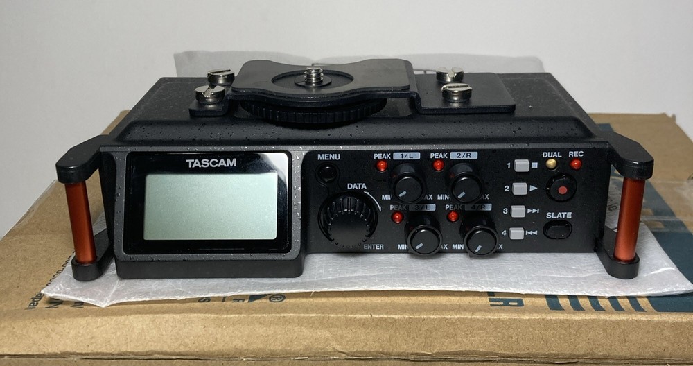 Tascam DR-70D linear PCM Recorder for DSLR Camera Systems