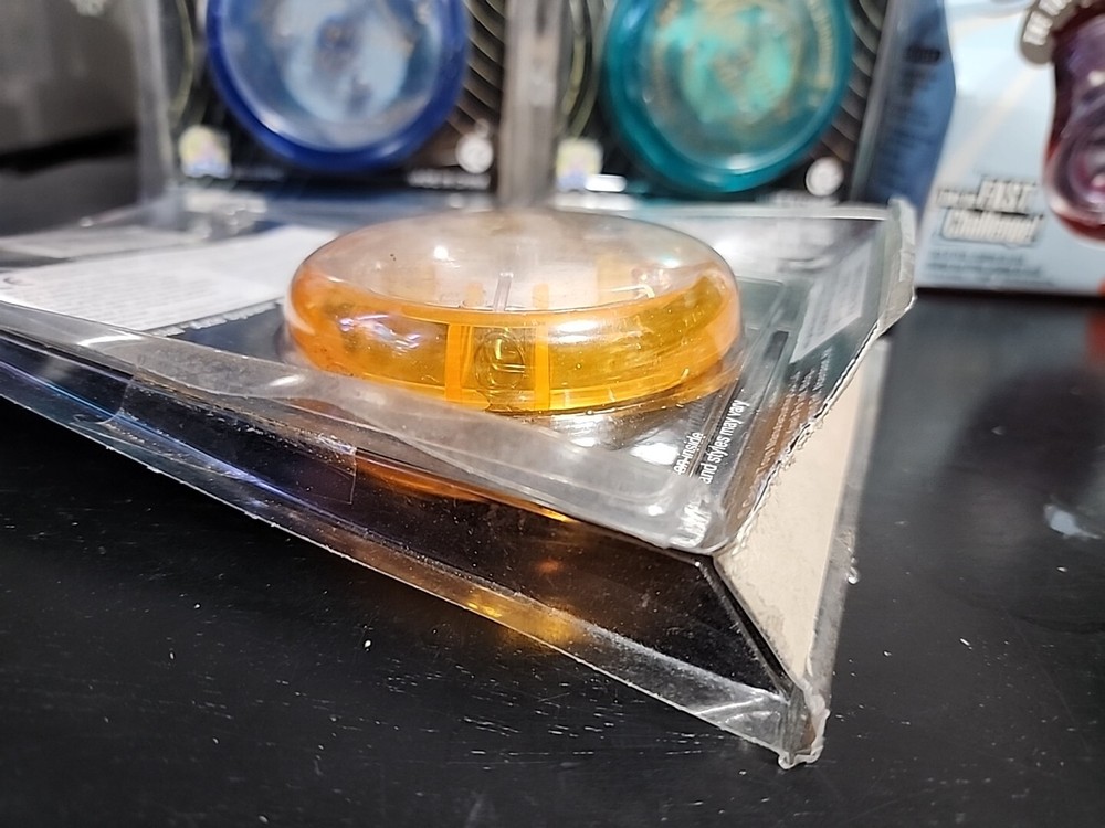 Magic Return Jumbo Yo-Yo Millennium 2000 Orange - New (Damaged Box)