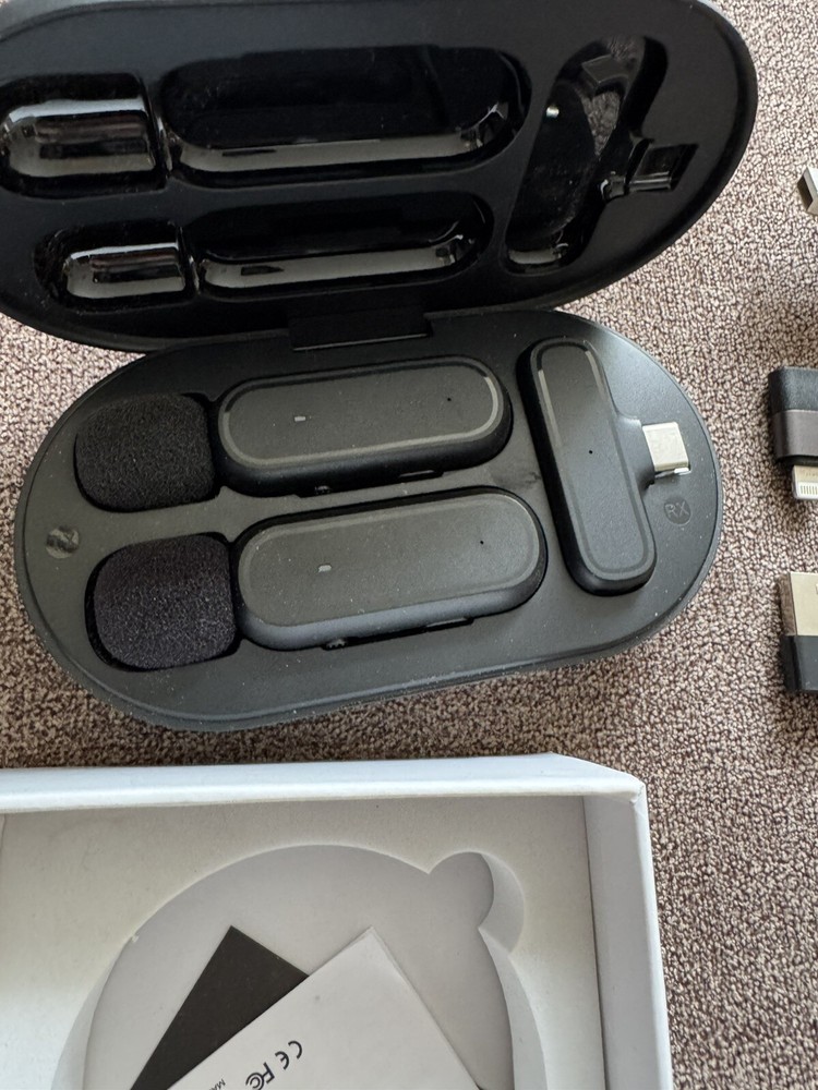 2 Pack Professional Wireless Lavalier Microphone for Android