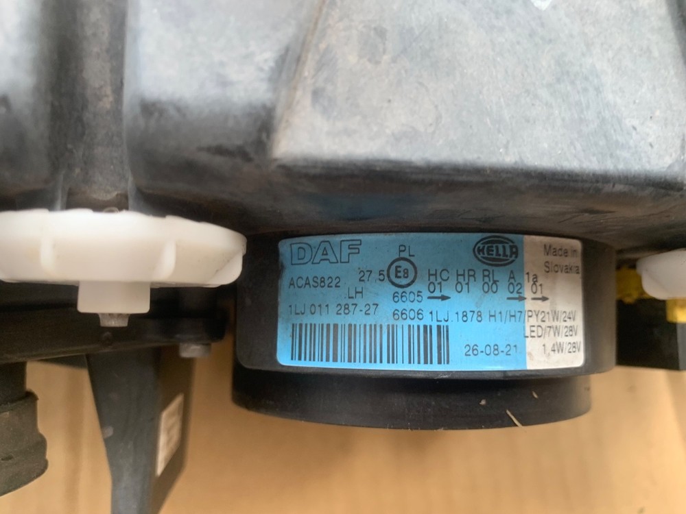 DAF 2021 LEFT PASSENGER SIDE HEADLIGHT 2134323