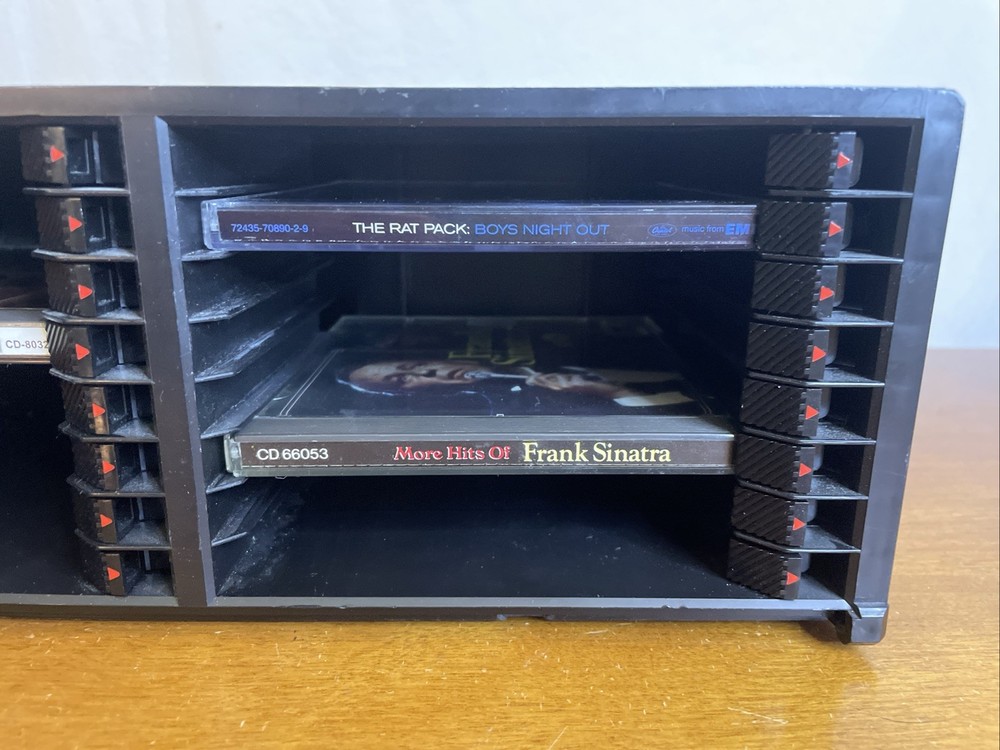 VTG Laserline 24 CD Storage Case Compact Disc Lock And Eject No Door