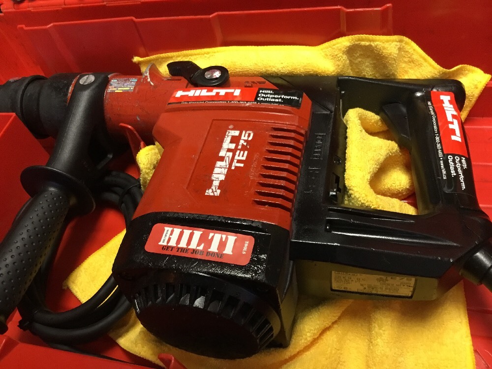 HILTI TE 75, PREOWNED, FREE CHISEL, BITS, LASER METER, FAST SHIP