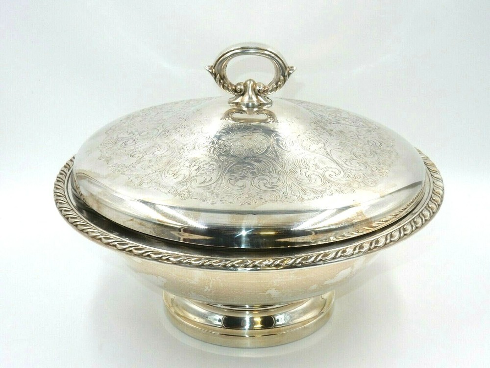 VINTAGE WM ROGERS SILVERPLATE FOOTED COVERED CASSEROLE DISH W/ PYREX INSERT