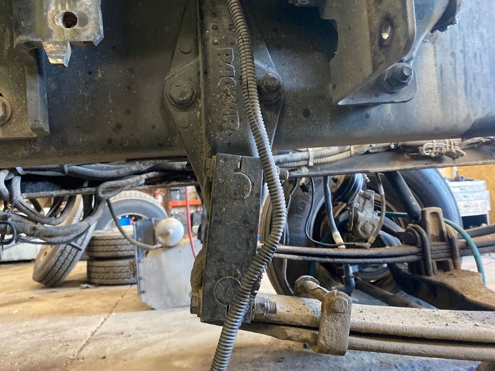 Front Leaf & Springs N/A Used P-12670