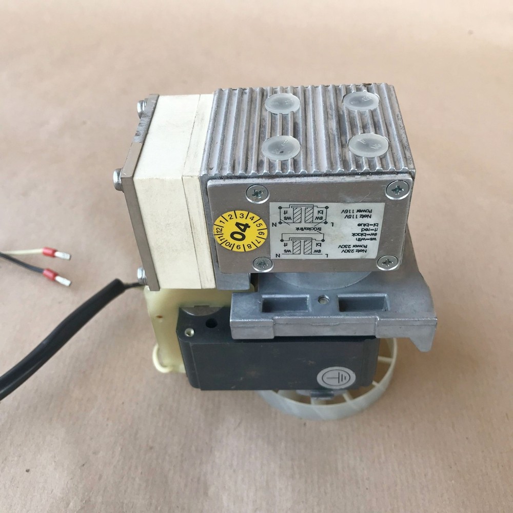 KNF PM12995-86 DIAPHRAGM VACUUM PUMP