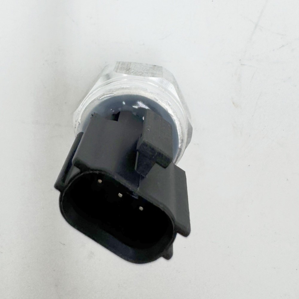 A/C Pressure Sensor Switch For Nissan Altima Maxima Versa Pathfinder 92136-1FA0A