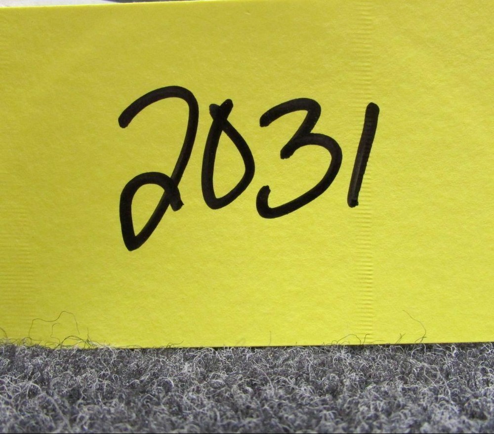 77B8 Lewis Engine Oil Temperature Indicator (12/24V)