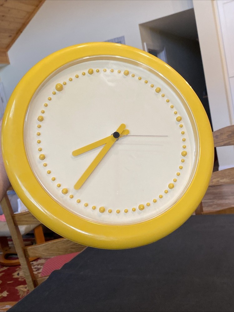 YELLOW DOTS POSTMODERN REXITE ZERO 980 WALL CLOCK WHITE & NOIR INDUSTRIAL DESIGN