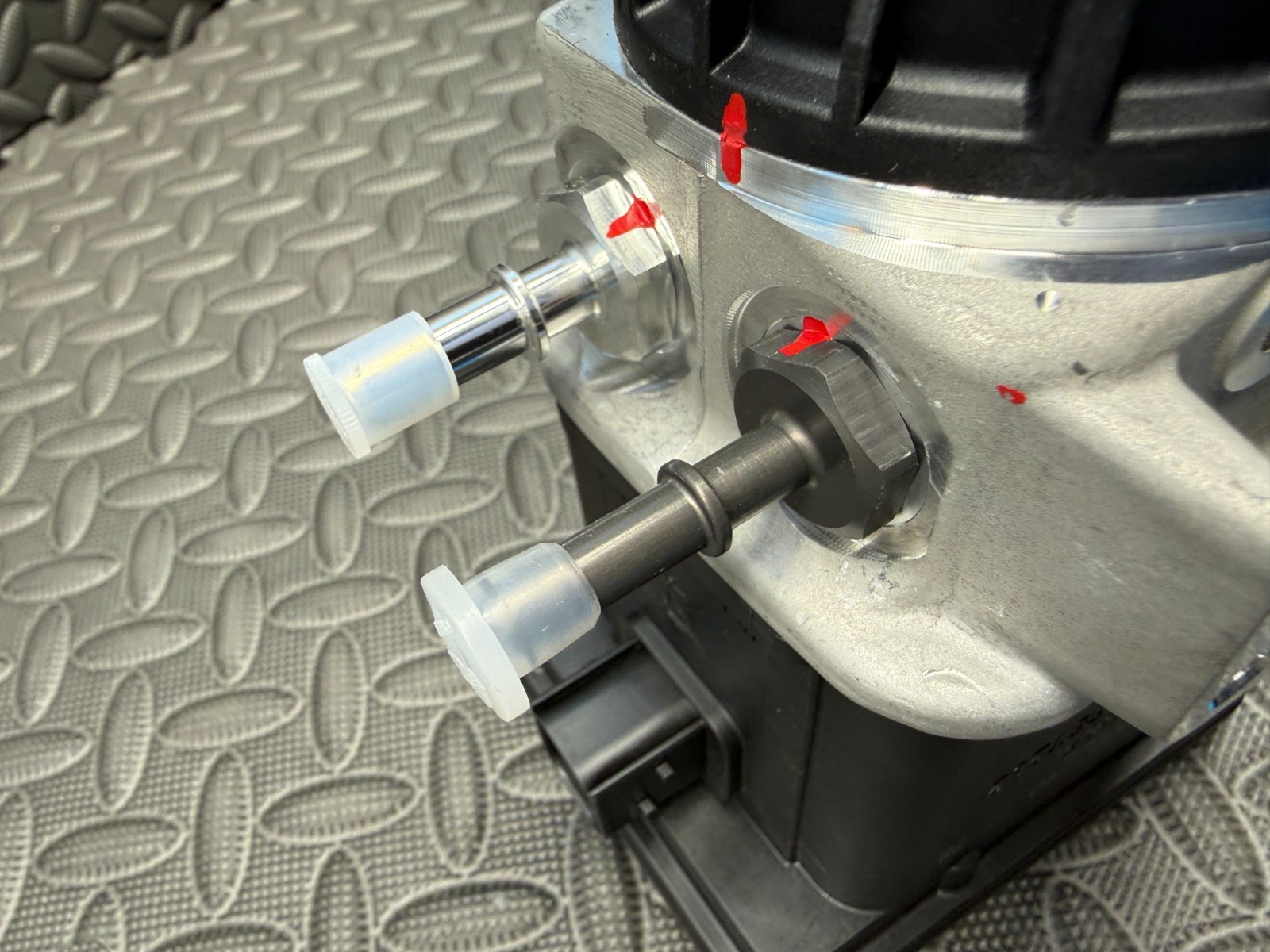 Genuine Detroit Diesel EA0001408078 Diesel Exhaust Fluid Pump Supply Unit