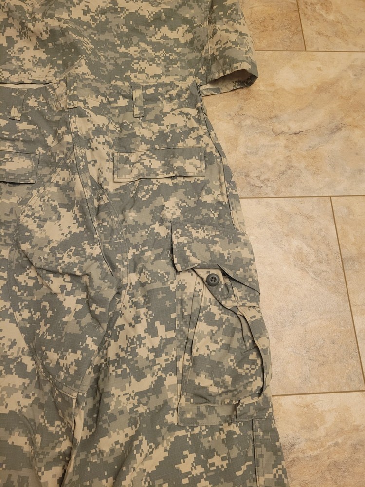ACU Sz Medium Regular UCP Digital Camo Army Combat Uniform Jacket & Pants NWT