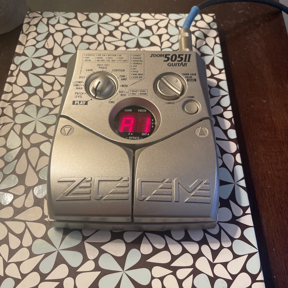 Zoom 505 II Guitar Multi-Effect Pedal Tested Multi-Function Main Unit Only