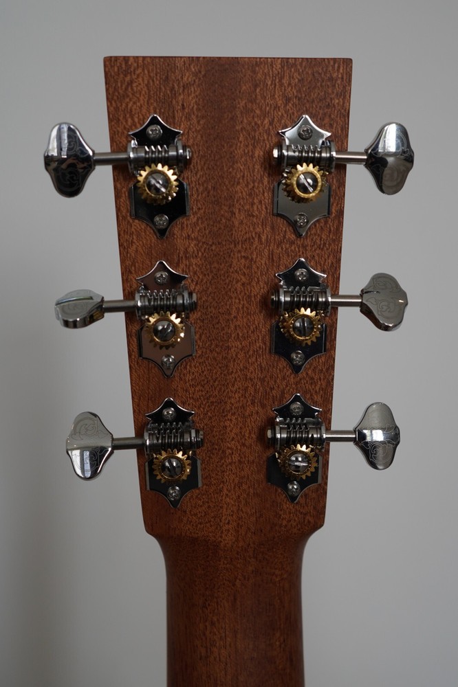 Larrivée O-40R JCL/Moon Top Special w/Element VTC