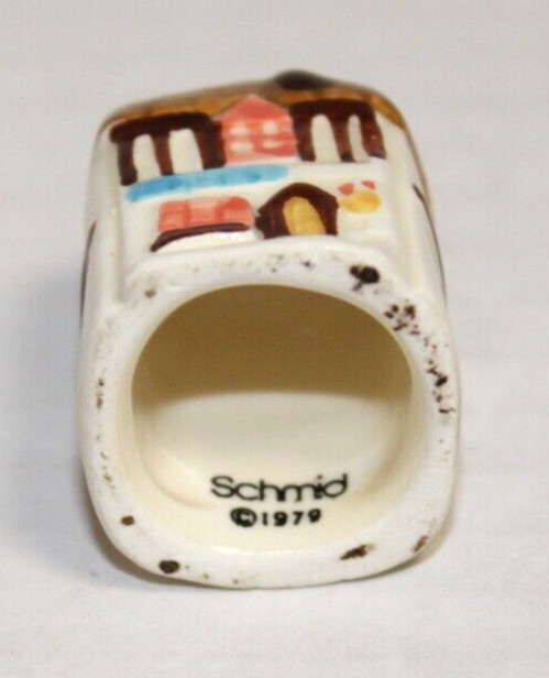1979 Schmid Ceramic English Cottage Thimble