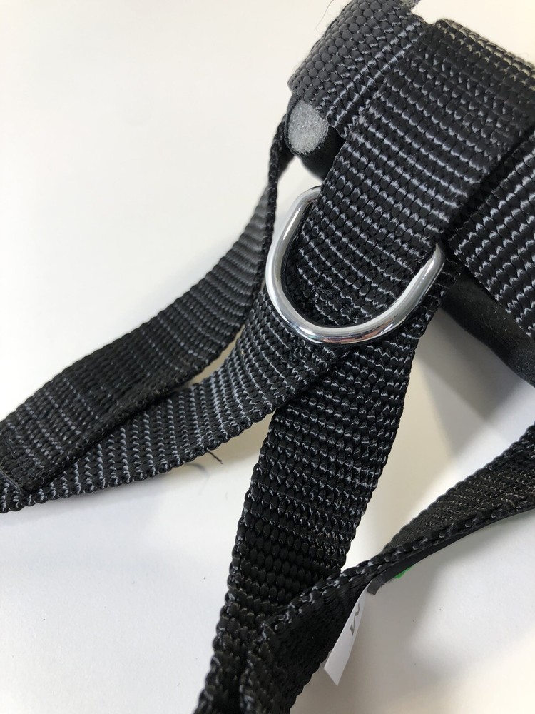 Nylon Dog Muzzle Prevent Biting Barking Chewing Medium Adjustable Loop Pet NEW