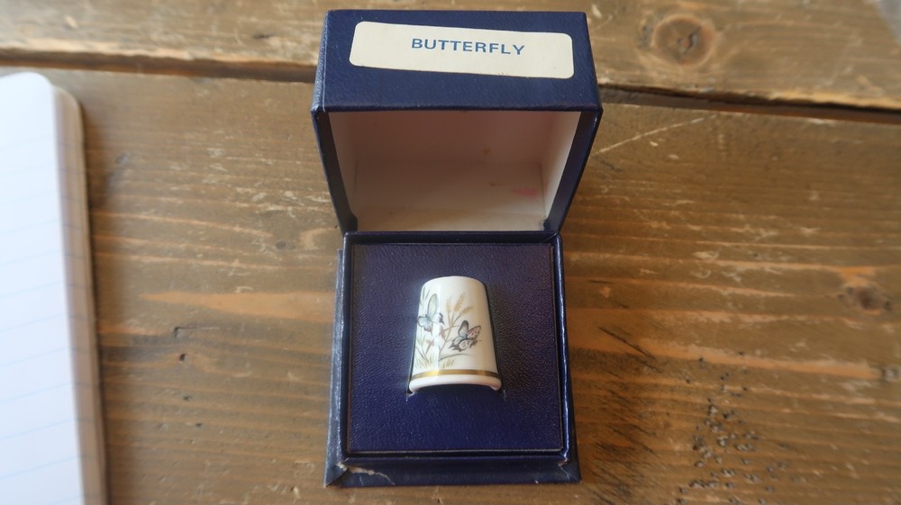 Royal Winchester Butterfly Thimble