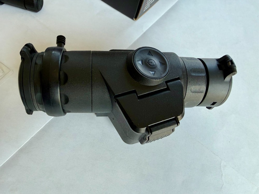 SightMark Wraith 4K Mini Digital Night Vision with QD Mount and Memory Card