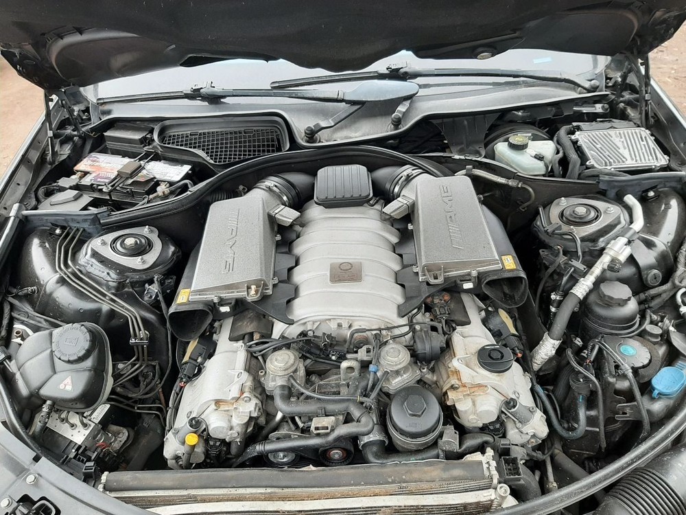 S63 2009 High Mounted Stop Light 940459