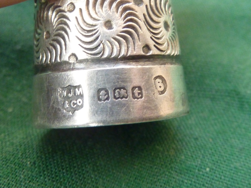 VINTAGE BIRMINGHAM WJM & CO SILVER THIMBLE