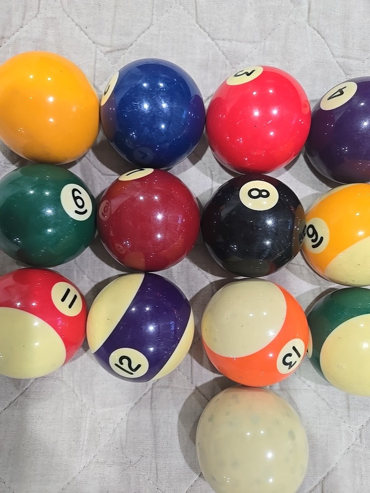 Aramith Billiard Pool Balls, Complete Set 16 Balls Used