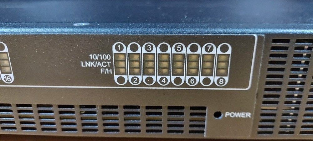 Magnum 6K32TR Managed Ethernet Switch