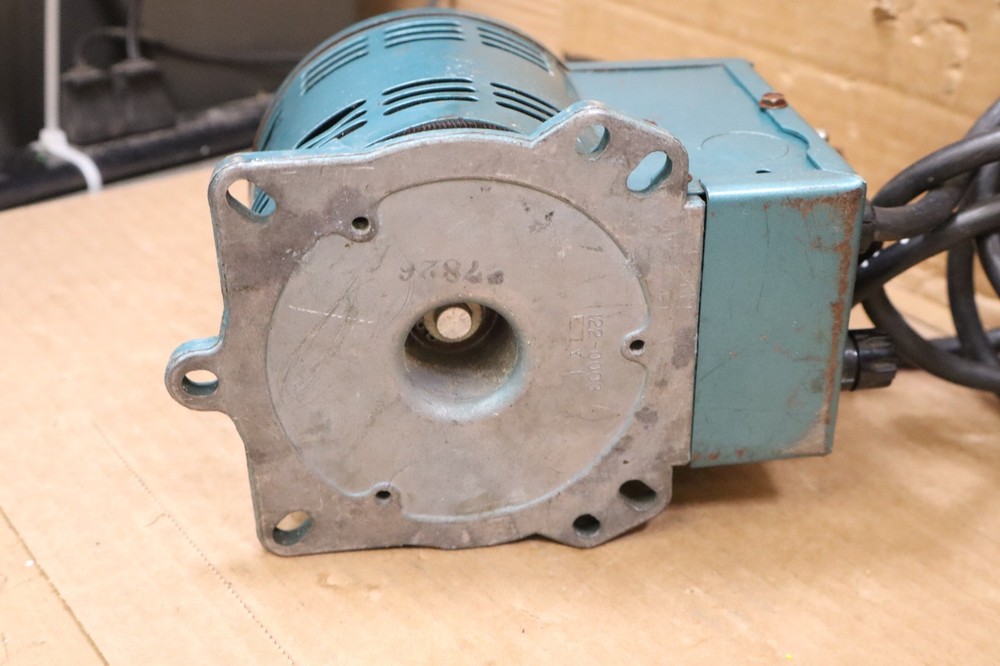 Staco Energy Variable Autotransformer Type 3PN1010