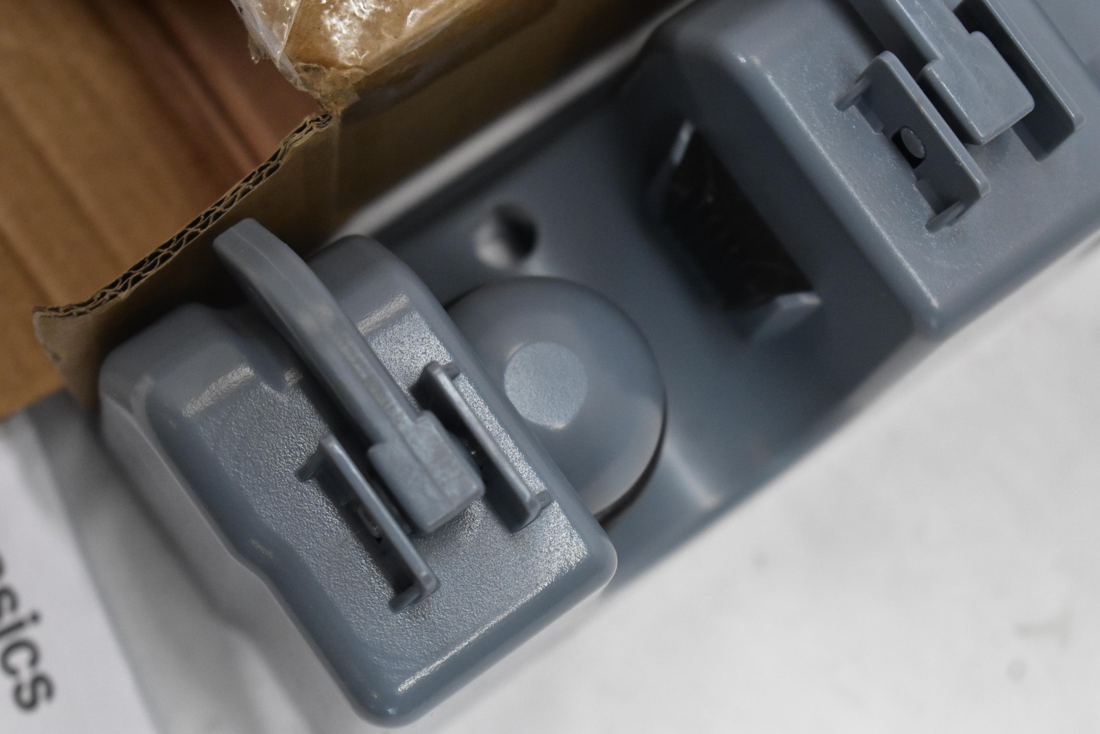 Amazon Basics Broom Holder Wall Mount Garden Tool Organizer 6 Hooks Gray Rack