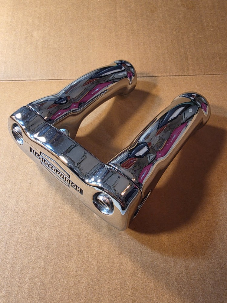 Genuine Harley Davidson 1" Handlebar Chrome Pullback Risers Clamp Bar Shield