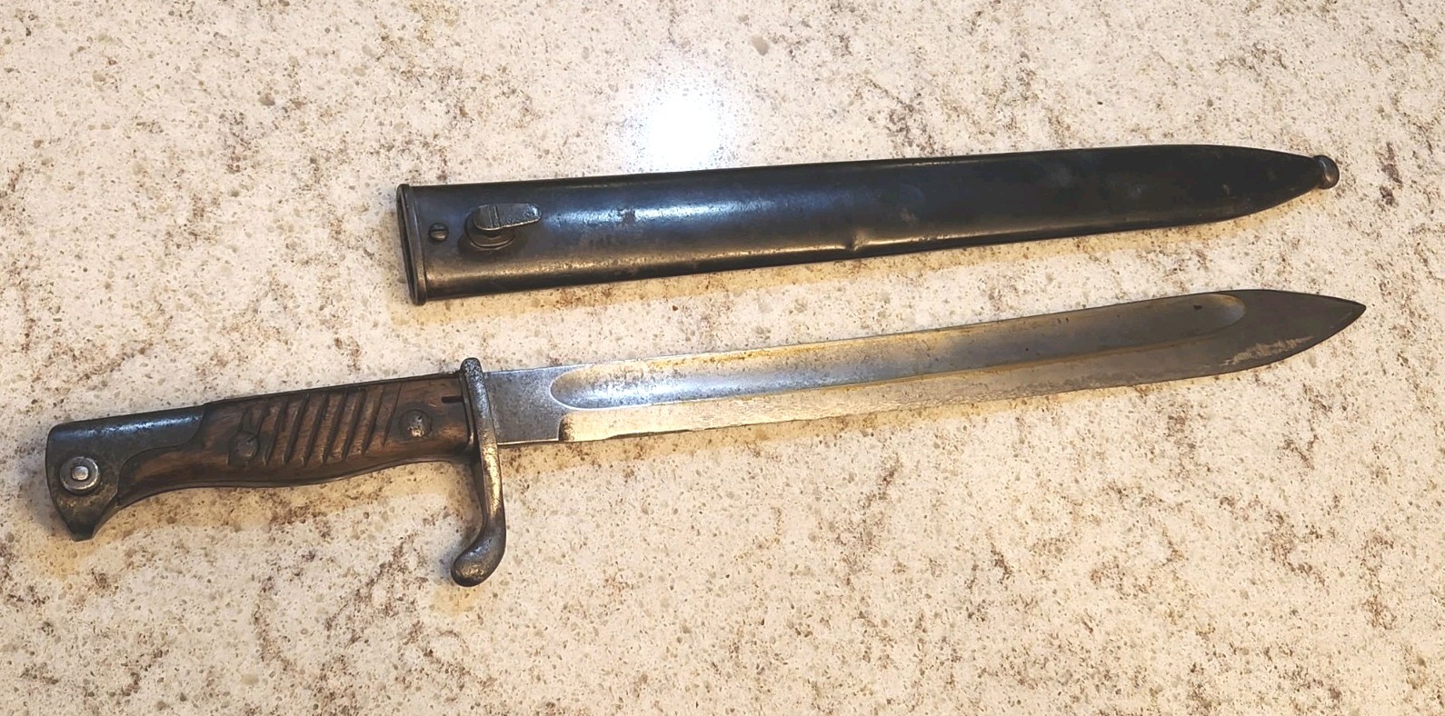 Original WWI German  Butcher Blade Bayonet With Sheath (A-G Duisburg)