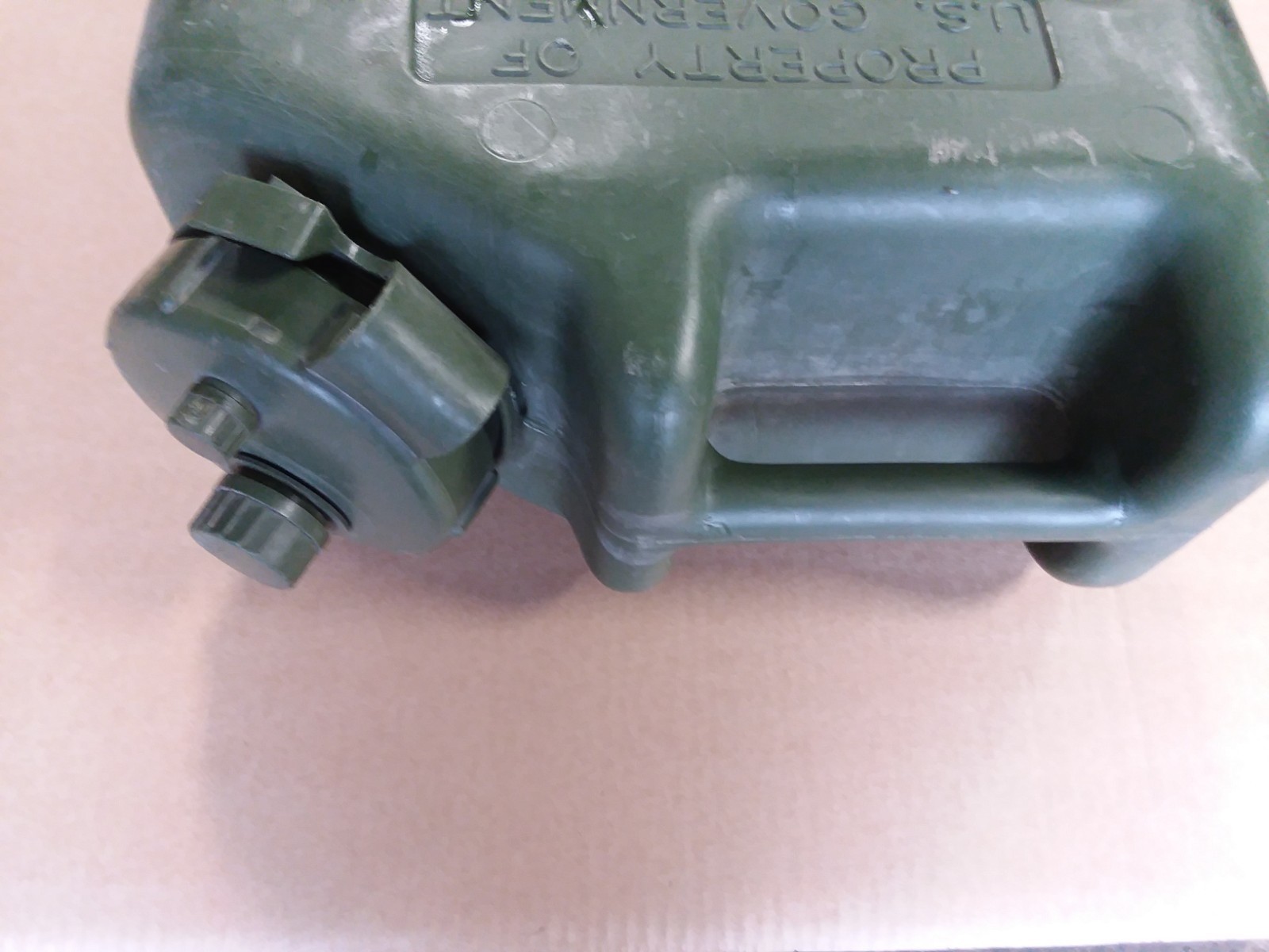 Scepter Plastic Military Water Container Green Tan Black