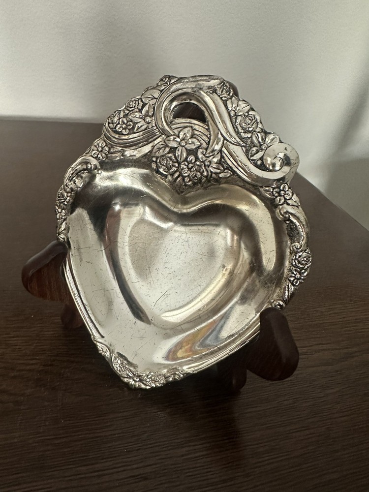 Vintage heart shaped silver trinket dish tray