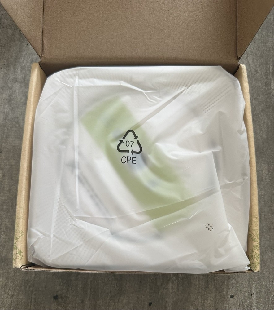 New Portable Wall Mountable Bluetooth CD Player w/Remote Control, White