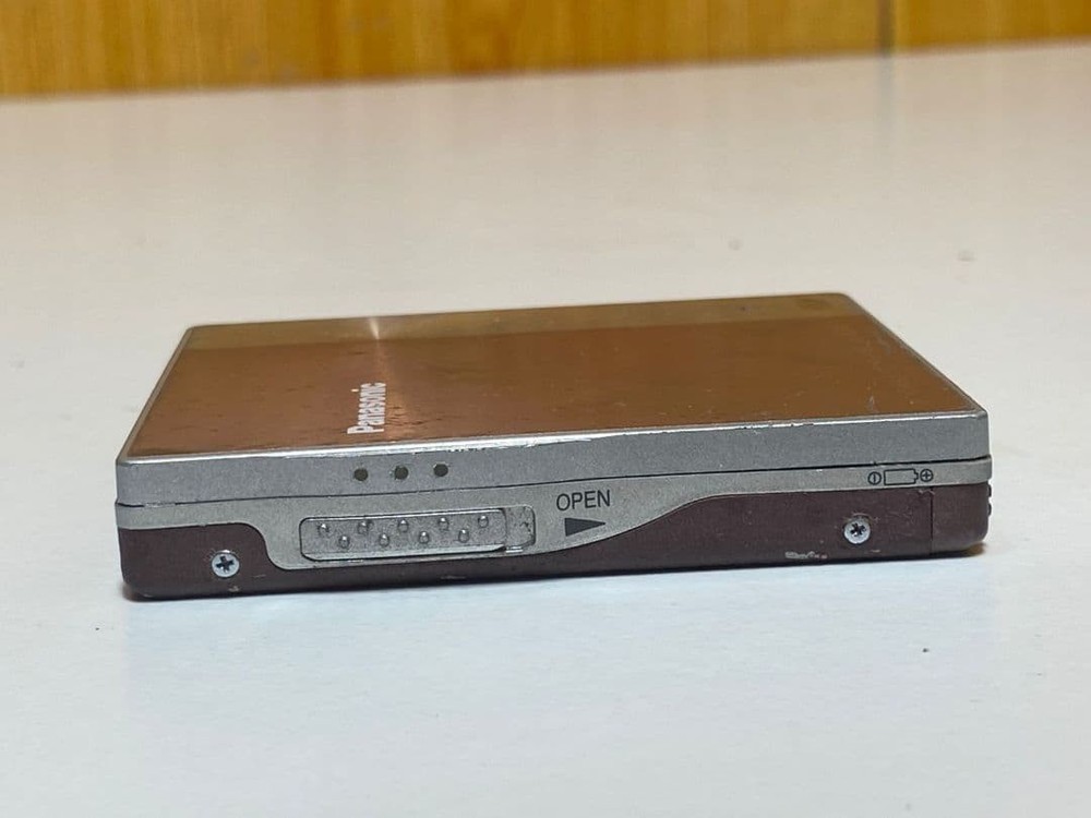 Panasonic Portable MD Player SJ-MJ90 Untested
