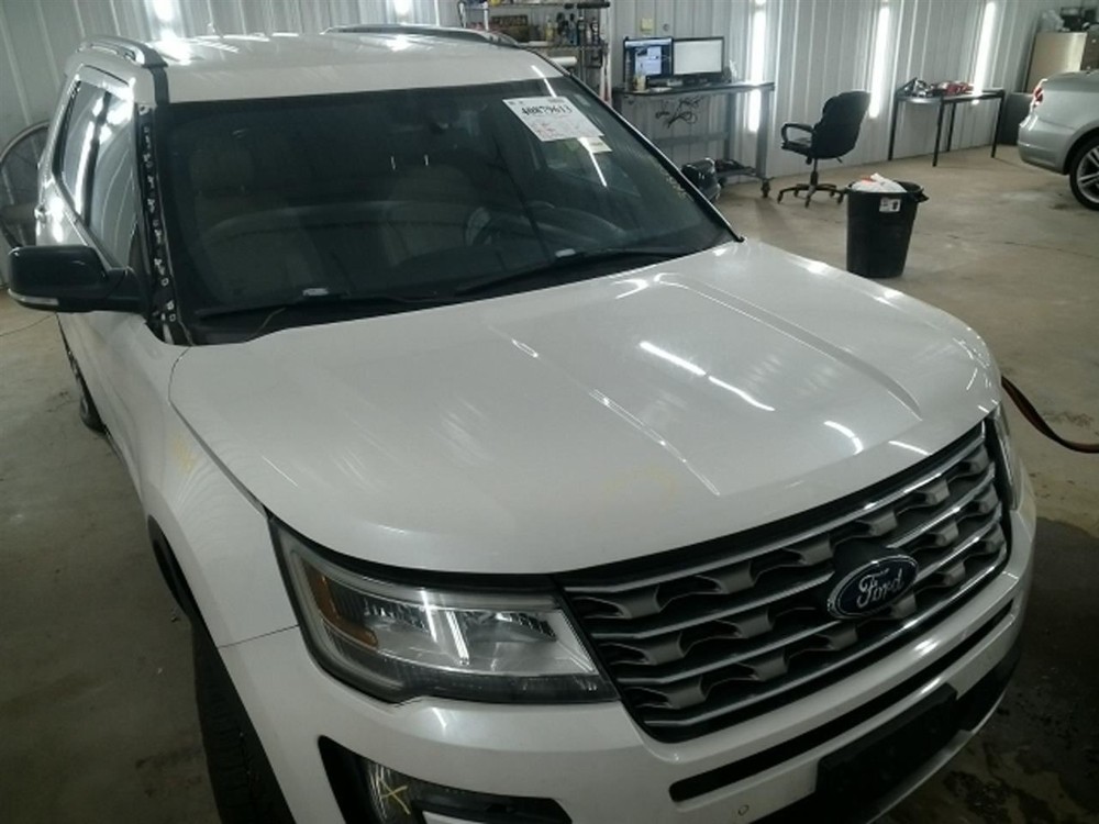 EXPLORER 2017 Keys/Latches/Locks 104805565
