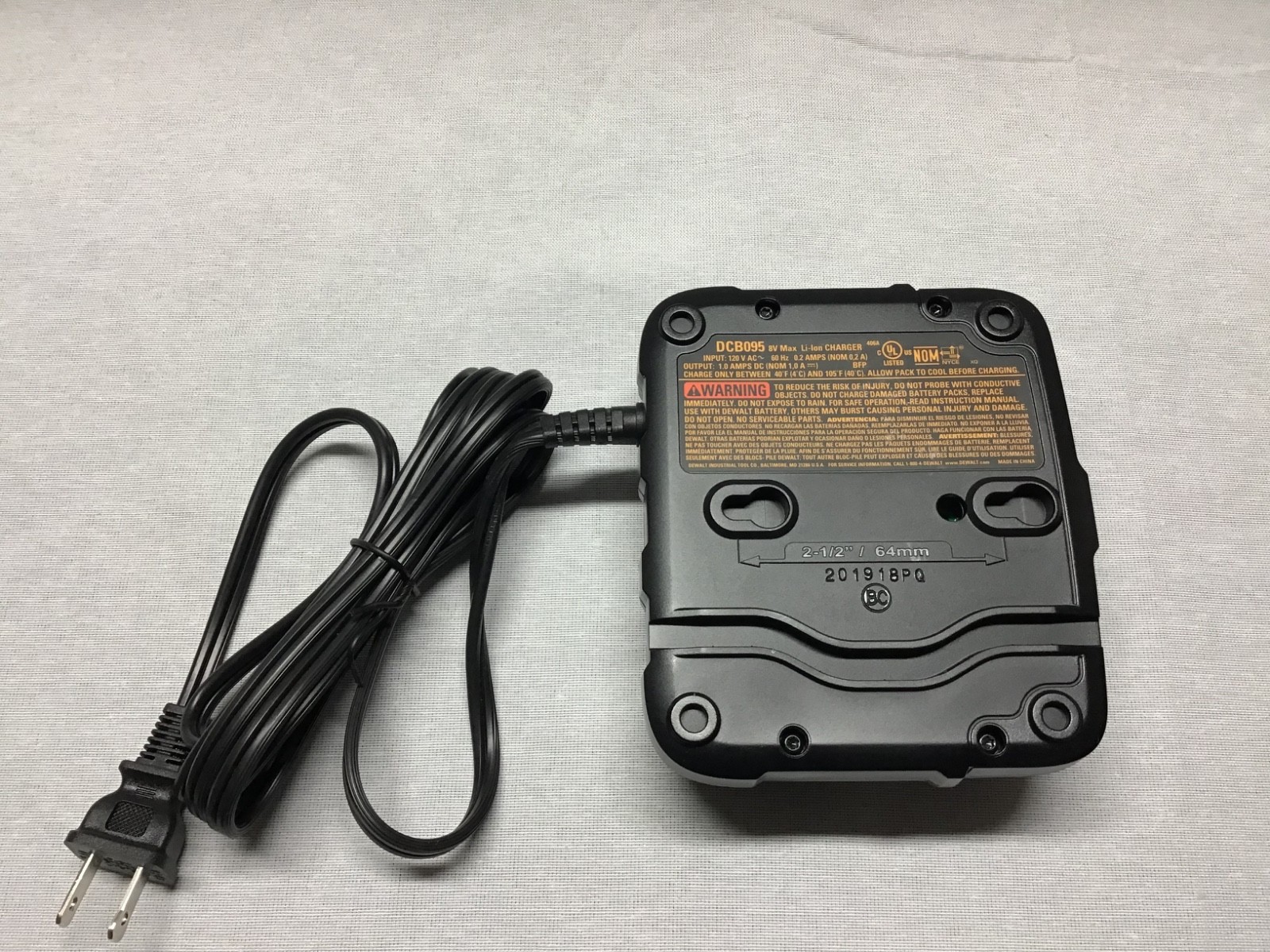 DeWalt DCB080 8V MAX 1Ah 8.0Wh Lithium-Ion Compact Battery W/Charger GENUINE