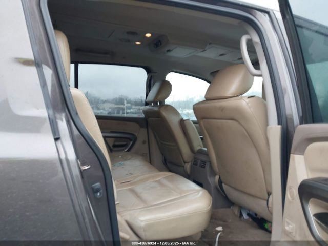 ARMADA 2015 Glove Box 4946742
