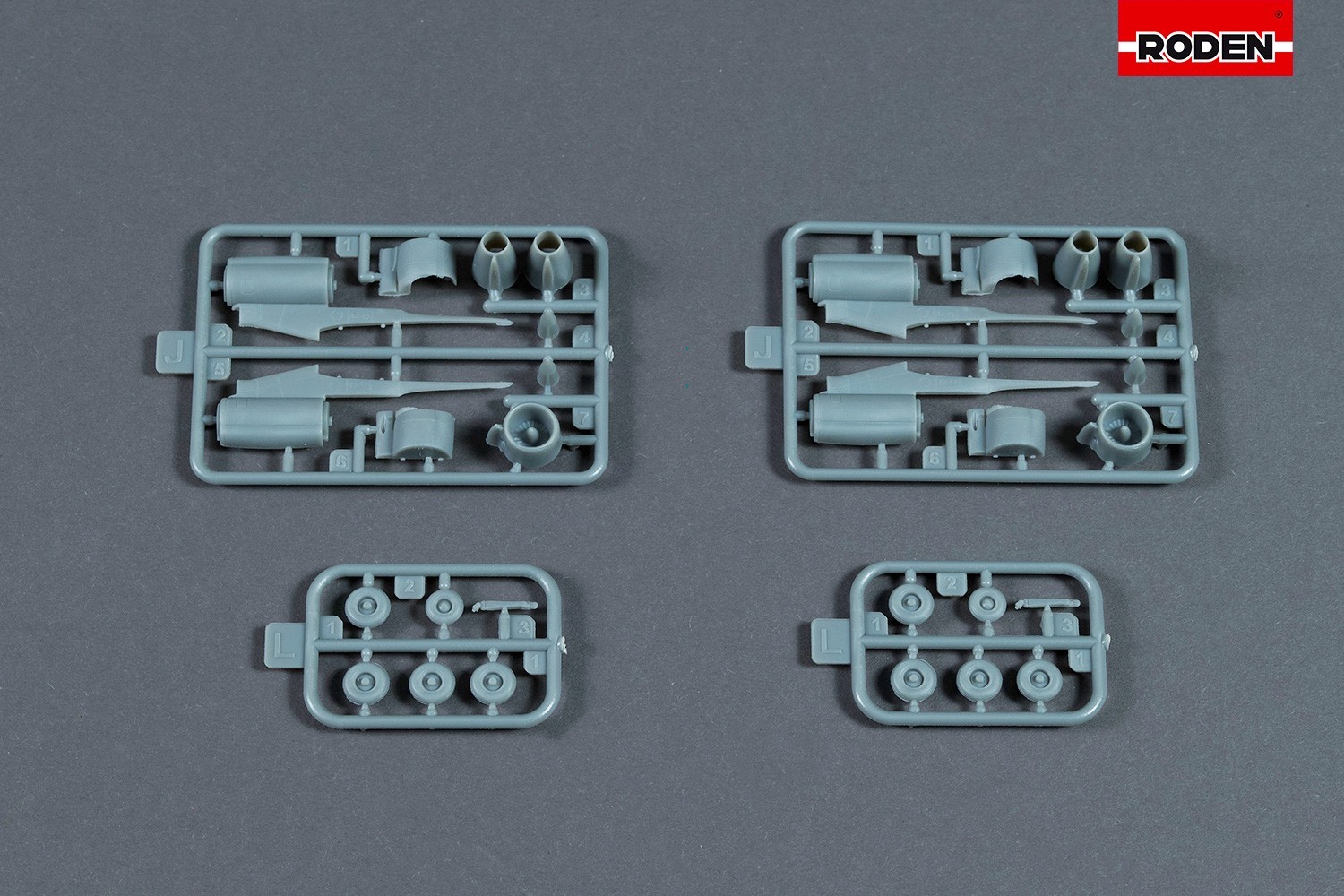 1/144 RODEN 338 338 Boeing 707-321 Aircraft PANAM & AA liveries