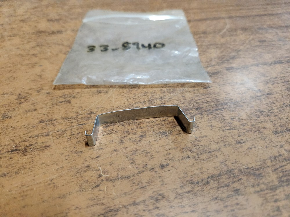 Toro String Trimmer Spool Cap Saddle 33-8940 NOS