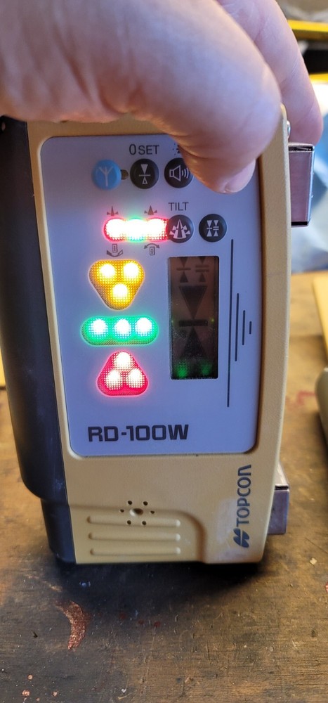 Topcon RD-100W Wireless Magnetic Mount Remote Laser Receiver Display