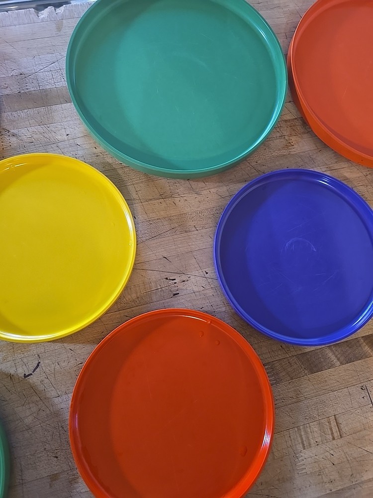 Vintage Heller Massimo Vignelli 8 Piece Rainbow Dining Set MCM Plastic EUC