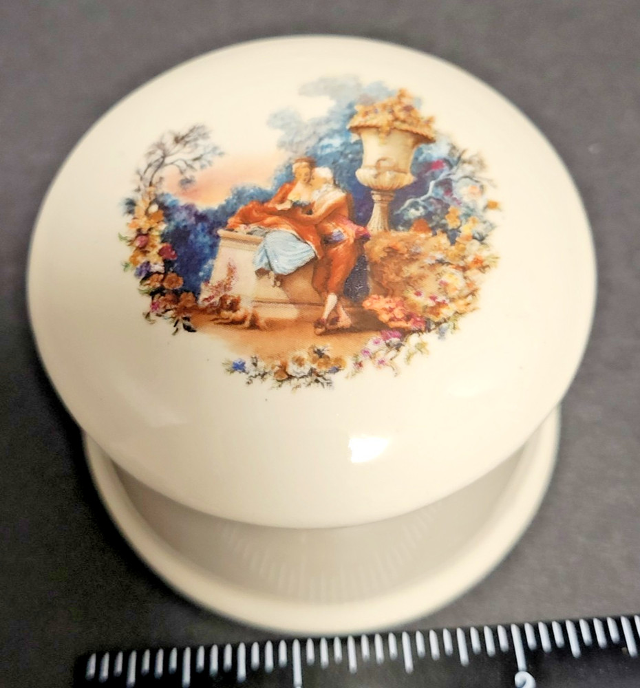 small trinket or ring dish