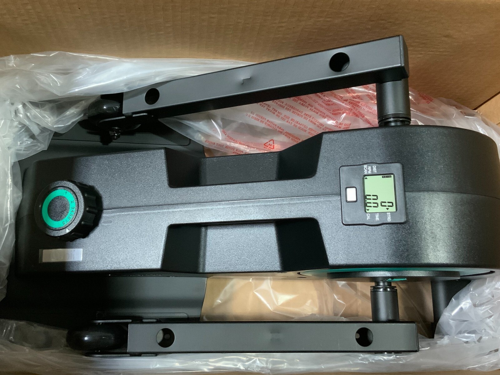 CUBII JR1 F3A2 Compact Seated Elliptical Aqua