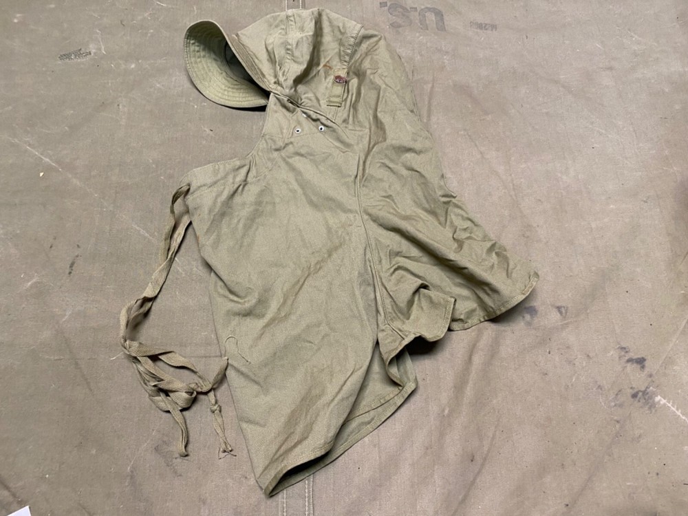 ORIGINAL WWII US ARMY INFANTRY M1941 CLOTH HOOD-MEDIUM, DATED:1943