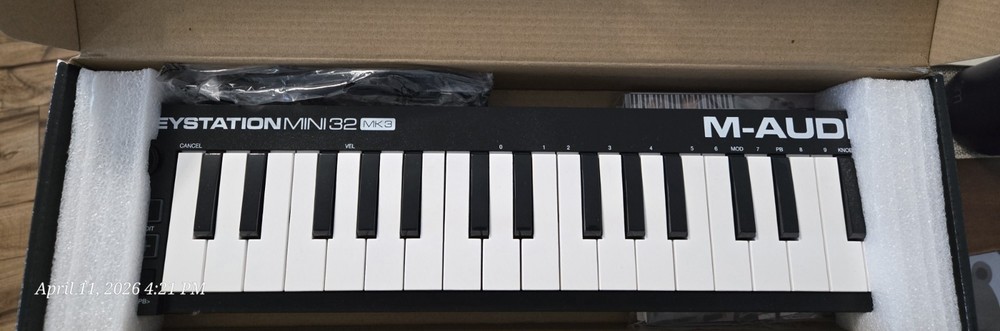 M-Audio KEYMINI32MK3 Keystation Mini 32 Mk3 Keyboard Controller (Open Box)