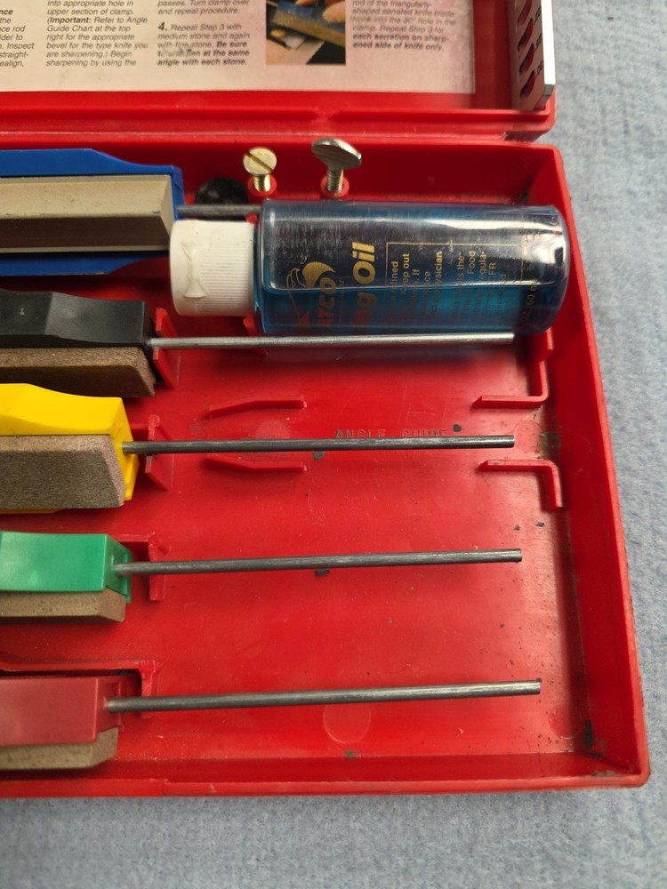 Gatco Edgemate Professional Knife Sharpening System Red Case