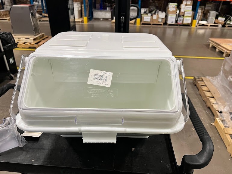 Baker's Lane 12.6 Gallon / 200 Cup Shelf Ingredient Bin